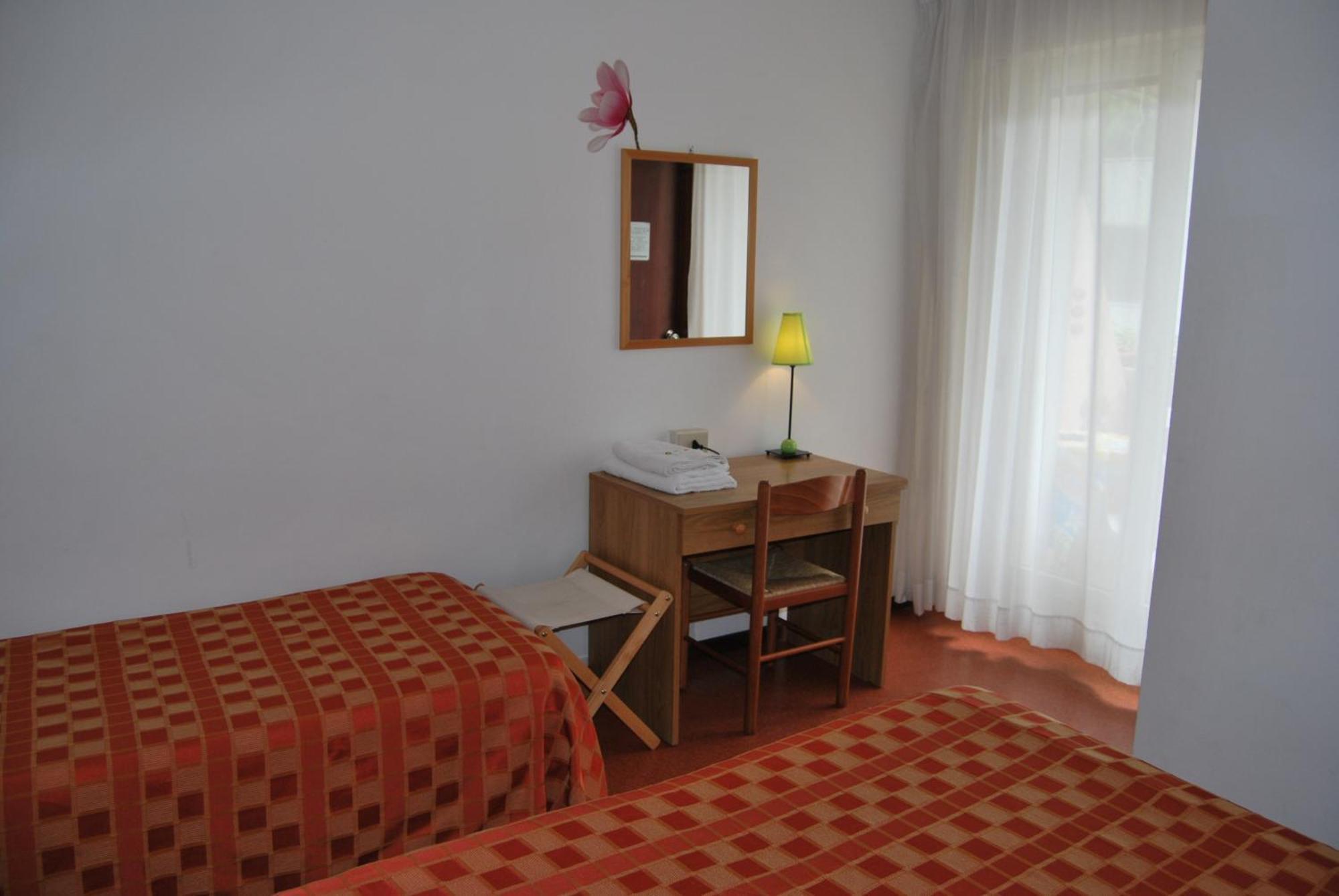 Hotel Rosapineta - Adults Only Lignano Sabbiadoro Exterior foto